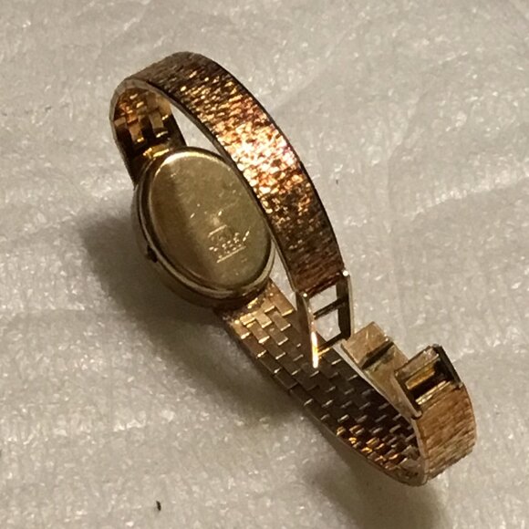 Gorgeous & vintage Verano 14k gold ladies' Italian wristwatch with 14K gold band - Picture 10 of 16